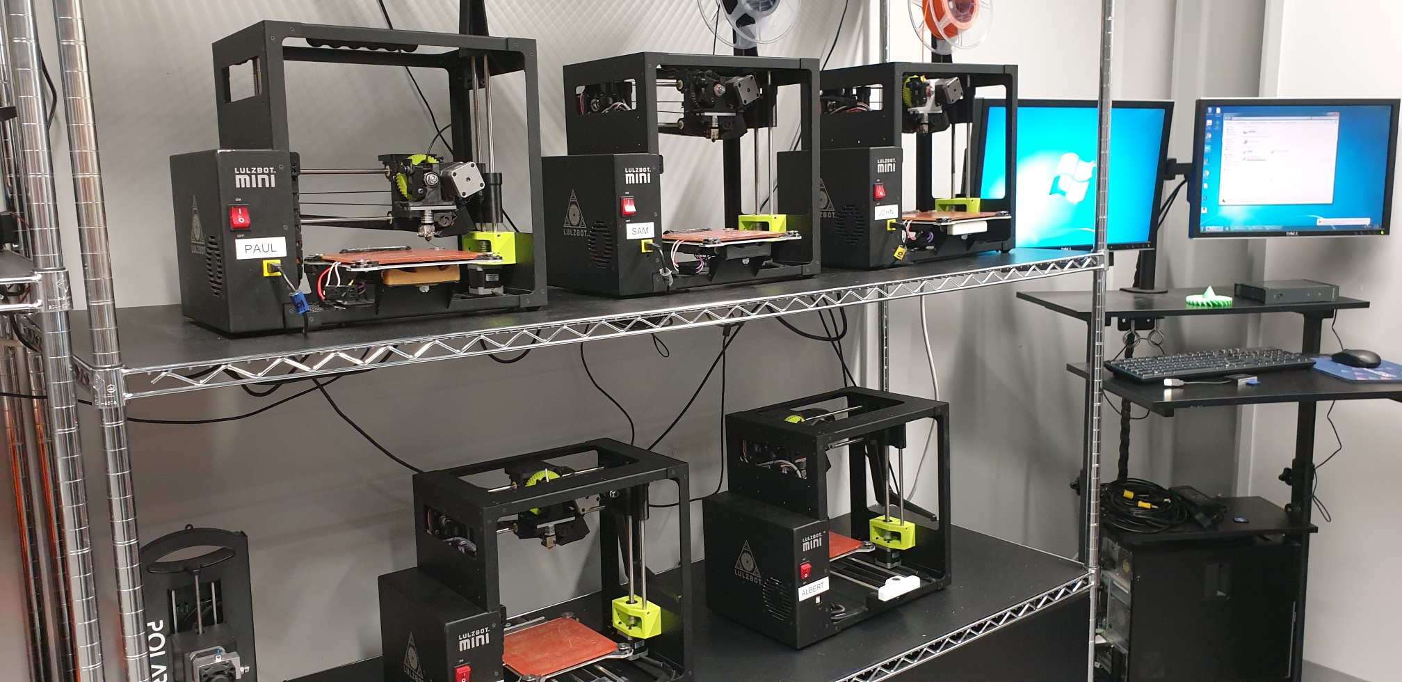 Small 3D printer facility